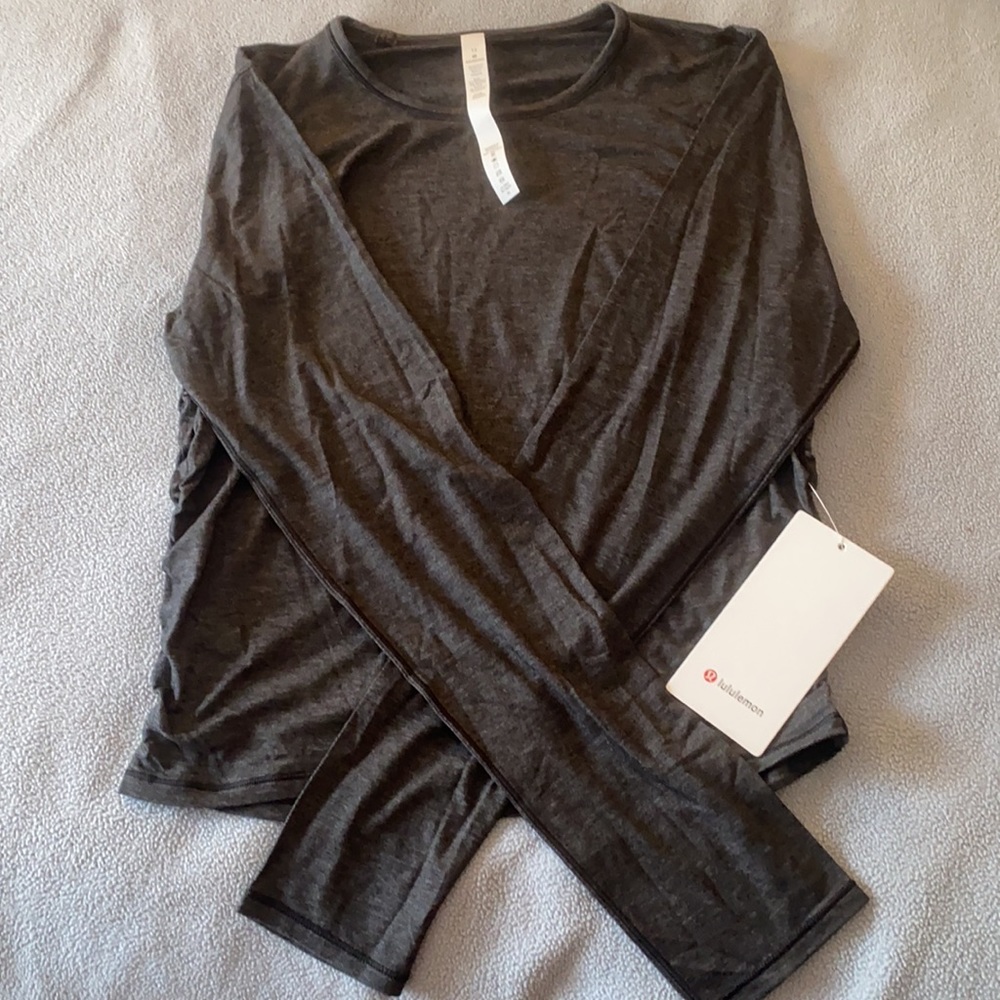 Lululemon Without Pause Ls Top - image 5